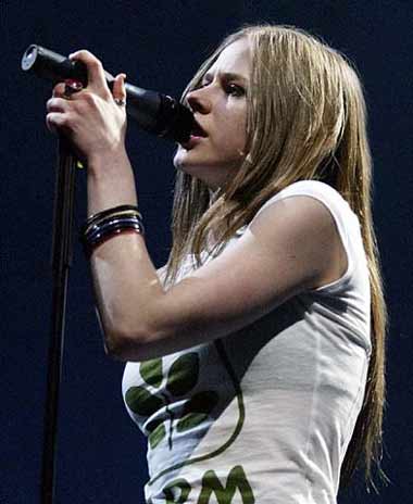 avril4.jpg